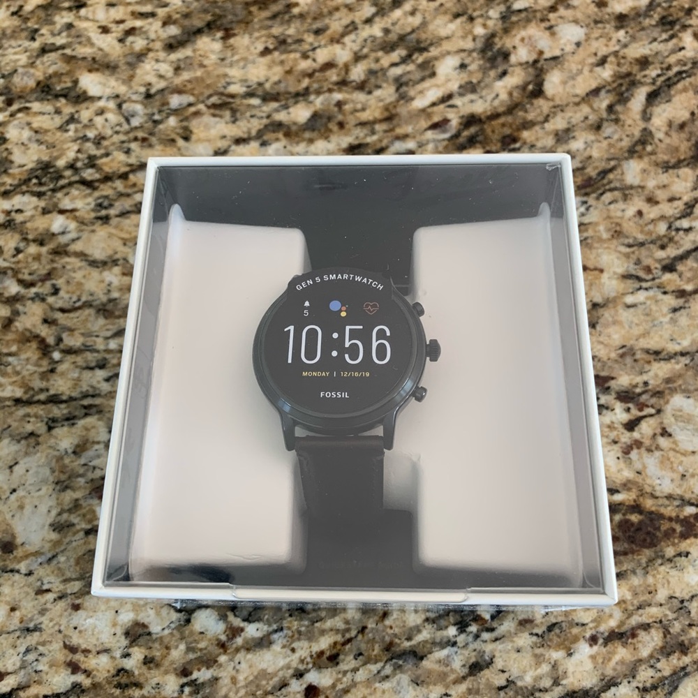 Gen 5 Smartwatch The Carlyle HR Brown Leather